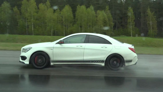 Mercedes CLA 45 AMG vs. Audi R8 V8
