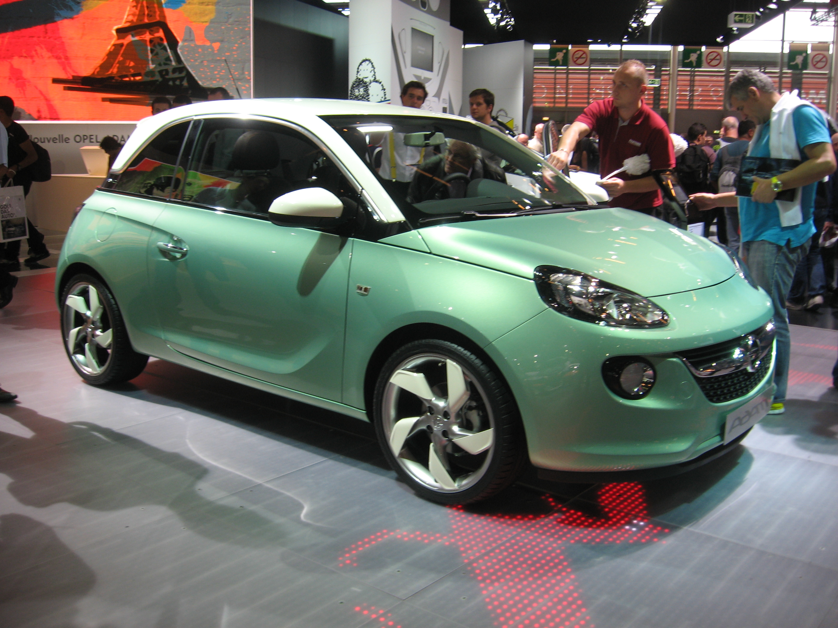 Opel roept ADAM en Corsa terug om productiefout