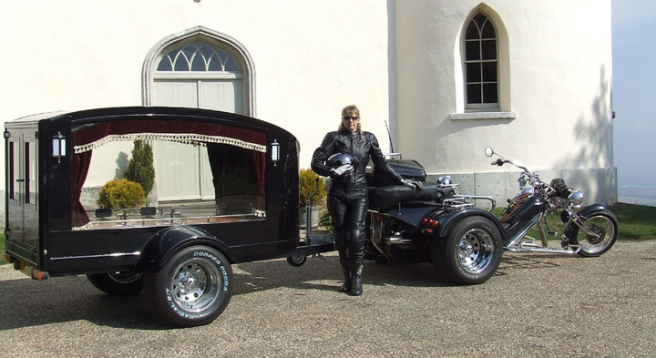 Trike lijkwagen