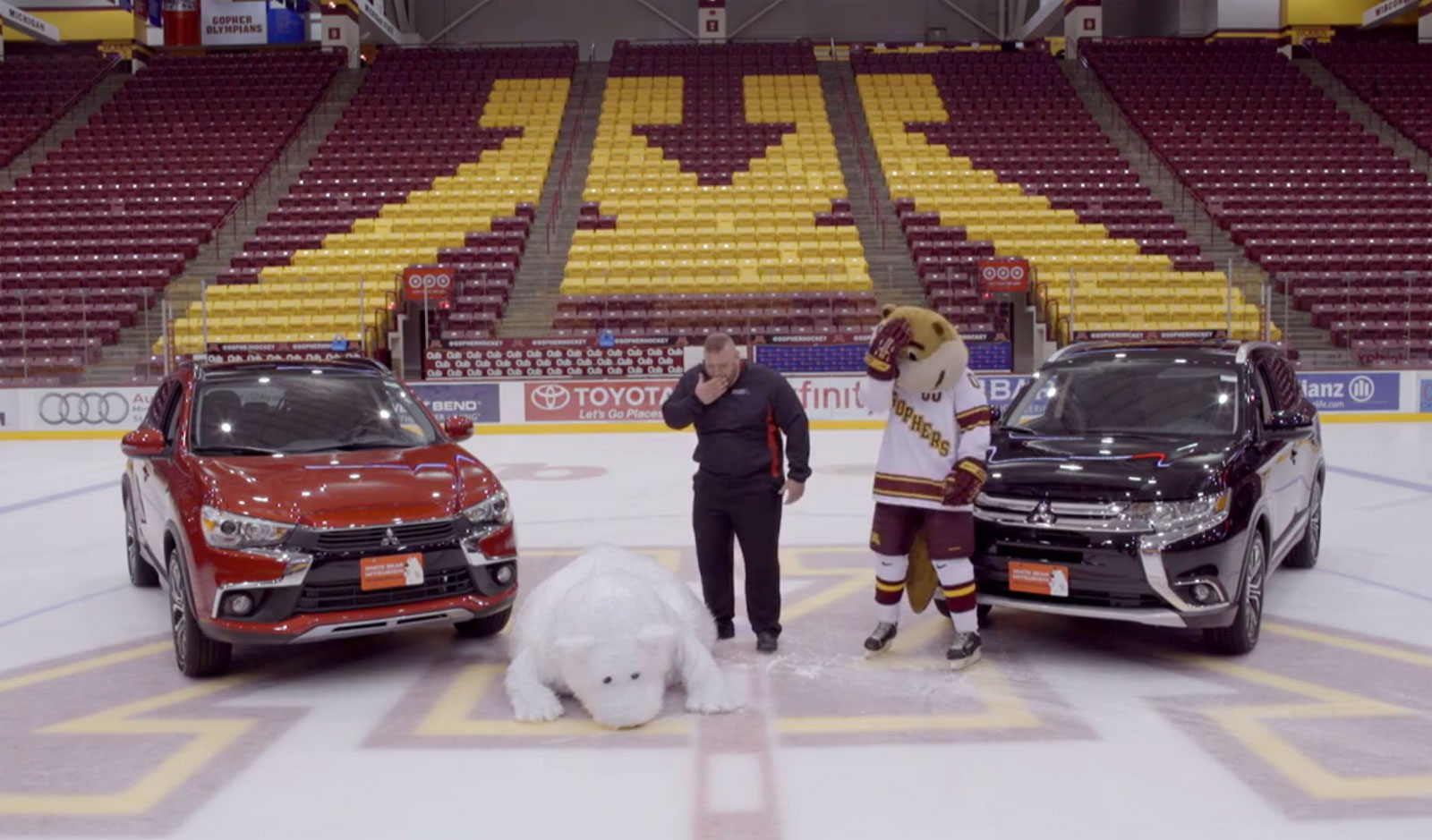 Dit blooperfilmpje van een Amerikaanse Mitsubishi-dealer is hilarisch