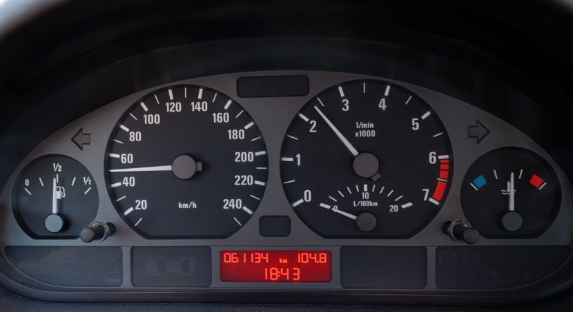 BMW 320i: geen pijltje