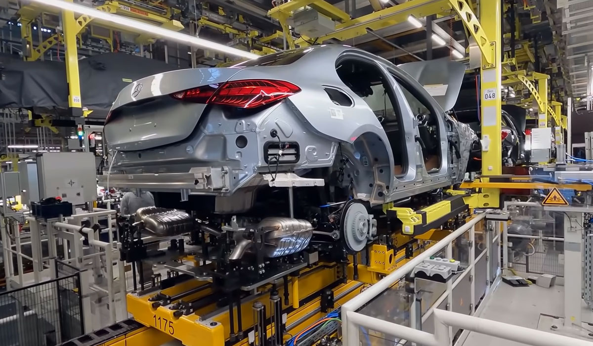 Zo wordt de 2022 Mercedes C-klasse (W206) gebouwd