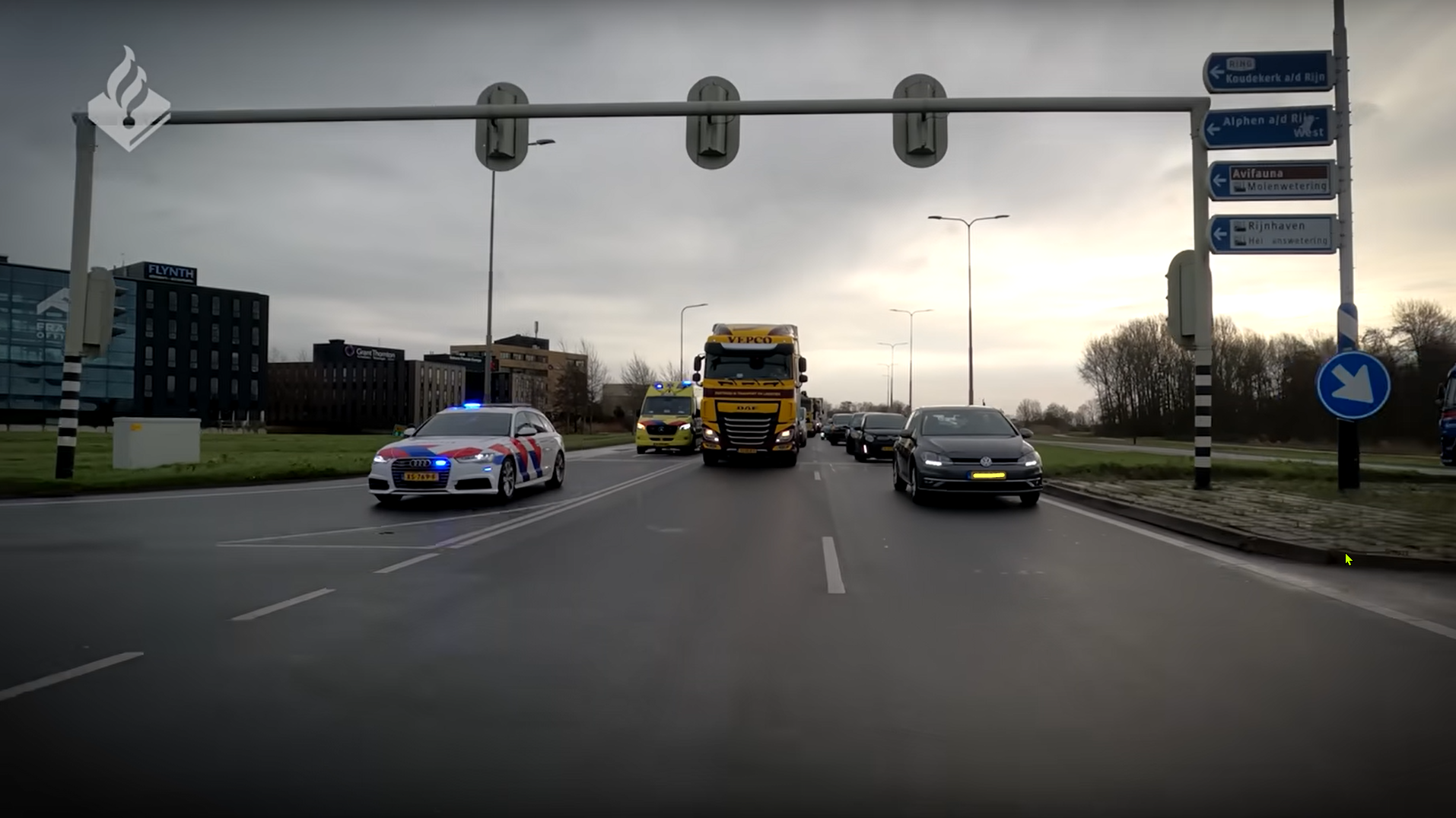 Meerijden met politiebegeleiding ambulance