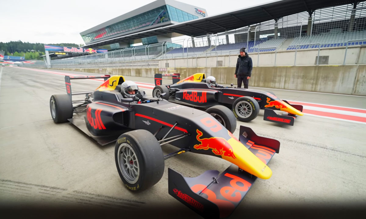 Average Rob racet met F4 op de Red Bull Ring