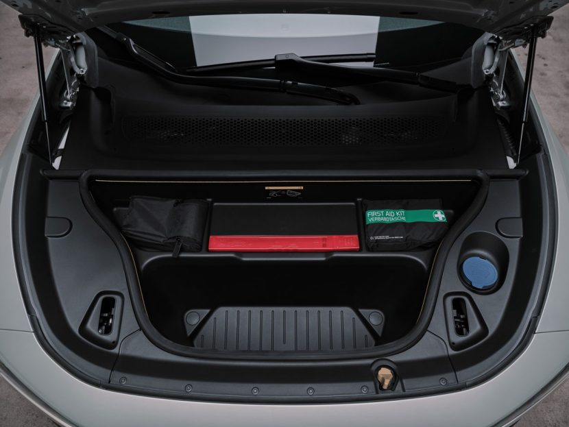 Frunk Volvo EX60
